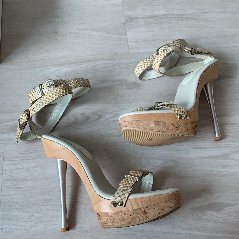 XTC Melrose Platform Sandals